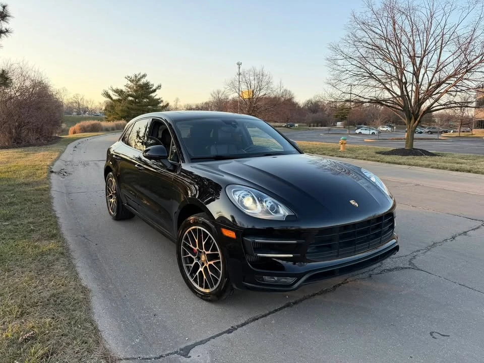 2015 Porsche Macan Turbo - Image 2 of 16