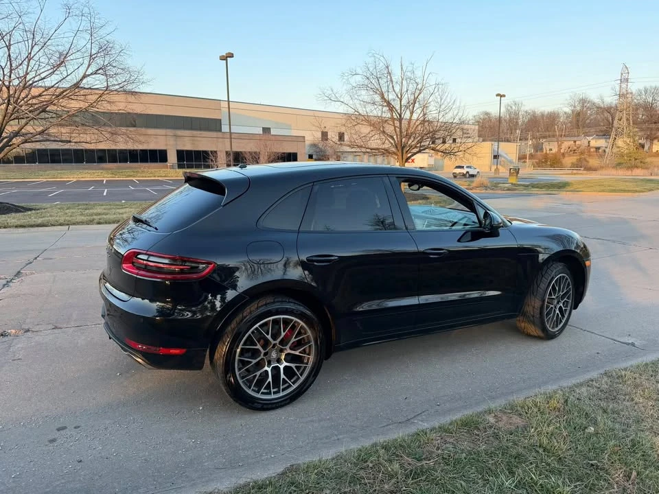 2015 Porsche Macan Turbo - Image 3 of 16