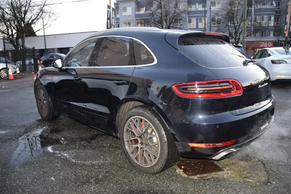 2015 Porsche Macan Turbo - Image 3 of 20