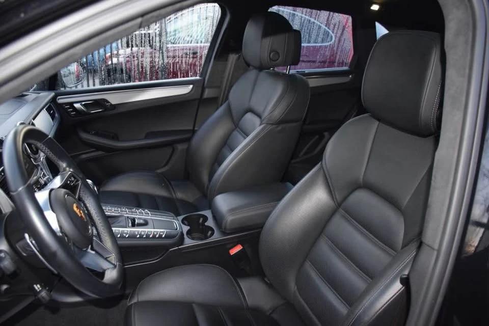 2015 Porsche Macan Turbo - Image 8 of 10