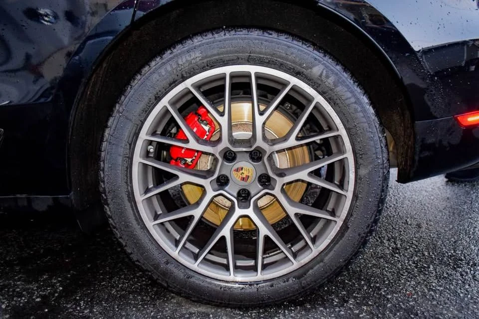 2015 Porsche Macan Turbo - Image 6 of 9