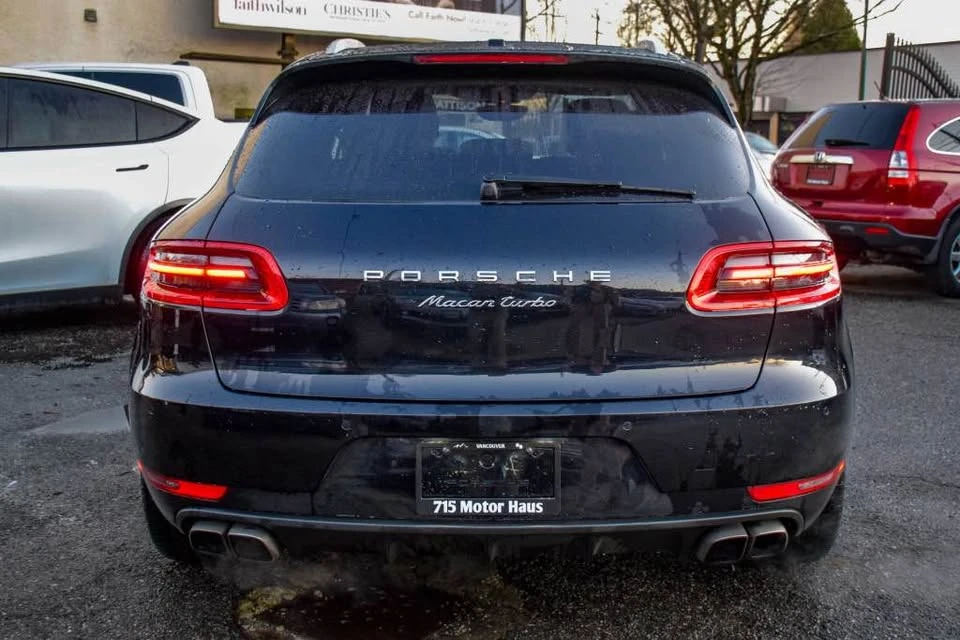 2015 Porsche Macan Turbo - Image 2 of 9