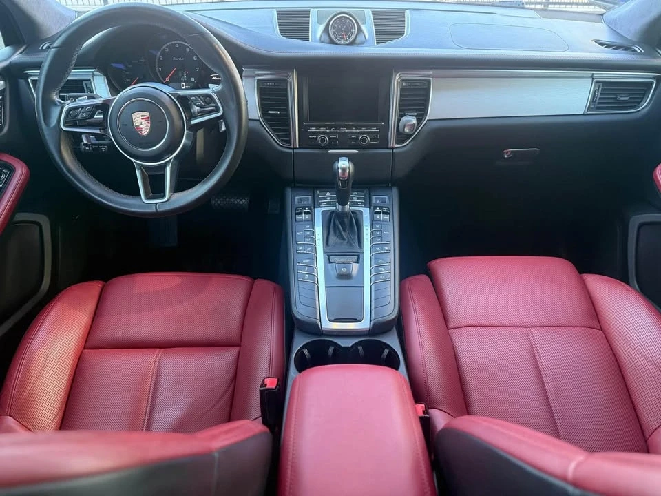 2015 Porsche Macan Turbo - Image 4 of 9