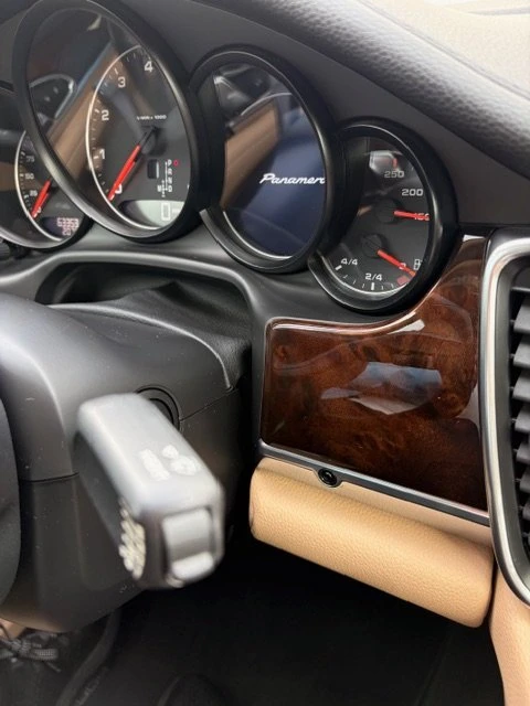 2015 Porsche 970 Panamera - Image 15 of 20
