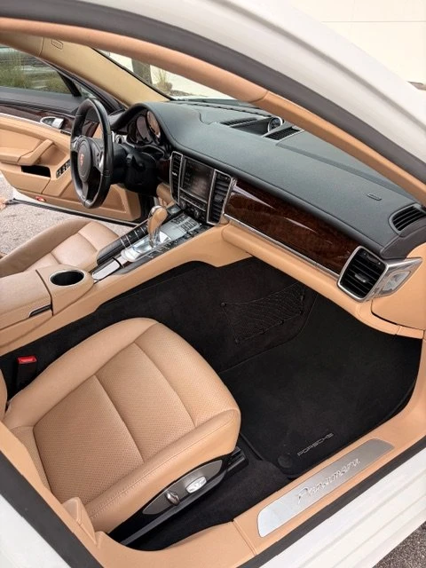 2015 Porsche 970 Panamera - Image 13 of 20