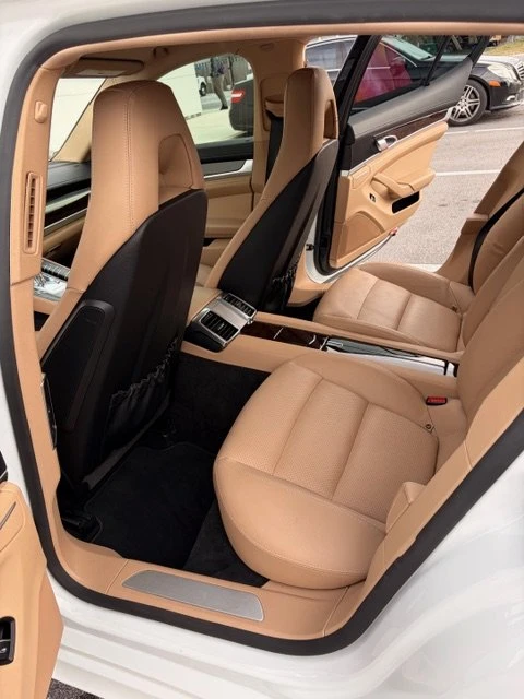 2015 Porsche 970 Panamera - Image 16 of 20