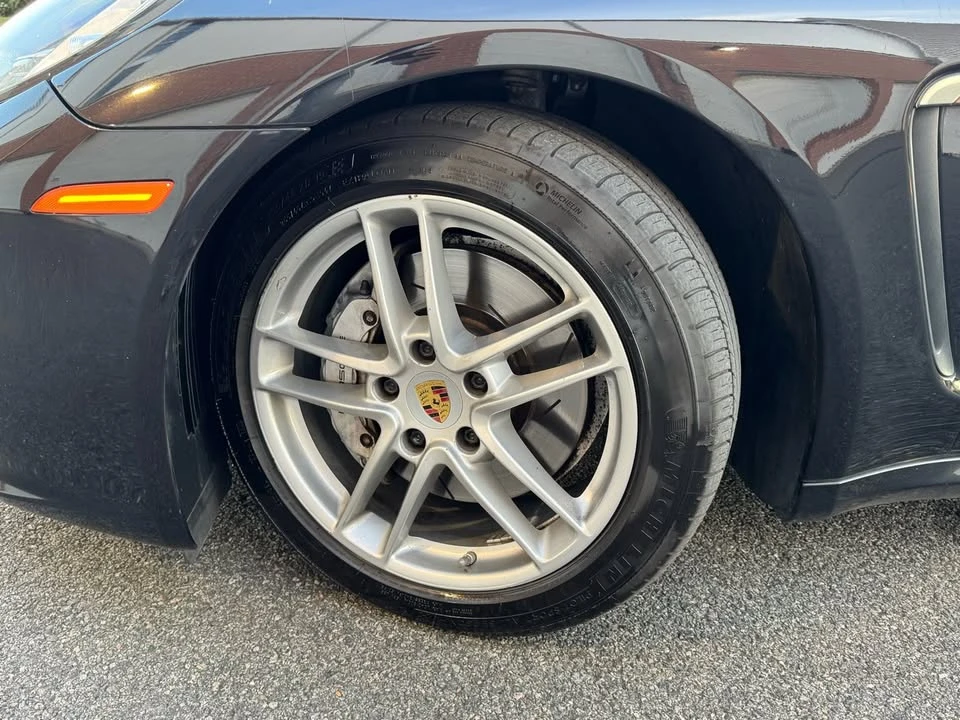 2015 Porsche 970 Panamera - Image 9 of 19
