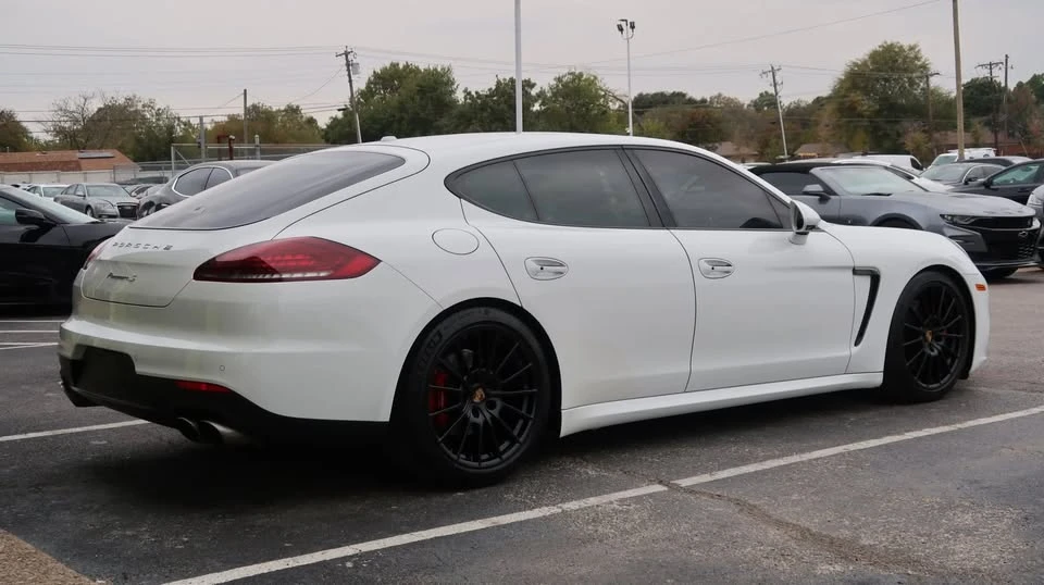 2015 Porsche 970 Panamera - Image 11 of 19