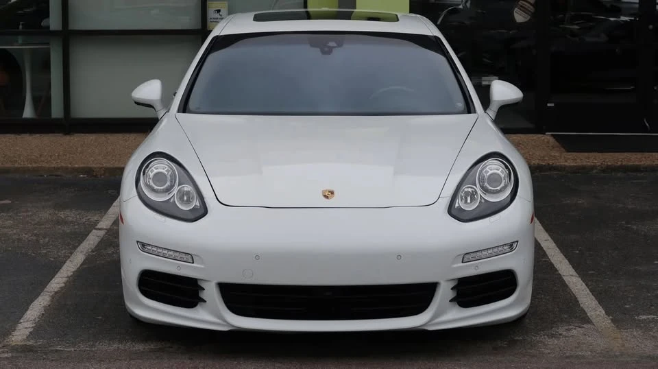 2015 Porsche 970 Panamera - Image 2 of 19