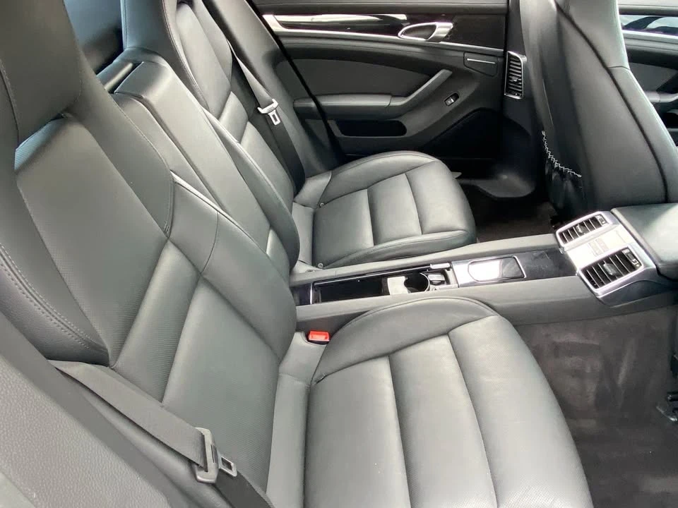 2015 Porsche 970 Panamera - Image 10 of 16