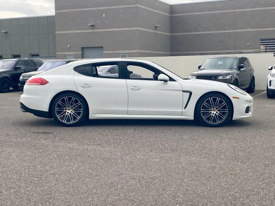 2015 Porsche 970 Panamera - Image 8 of 16