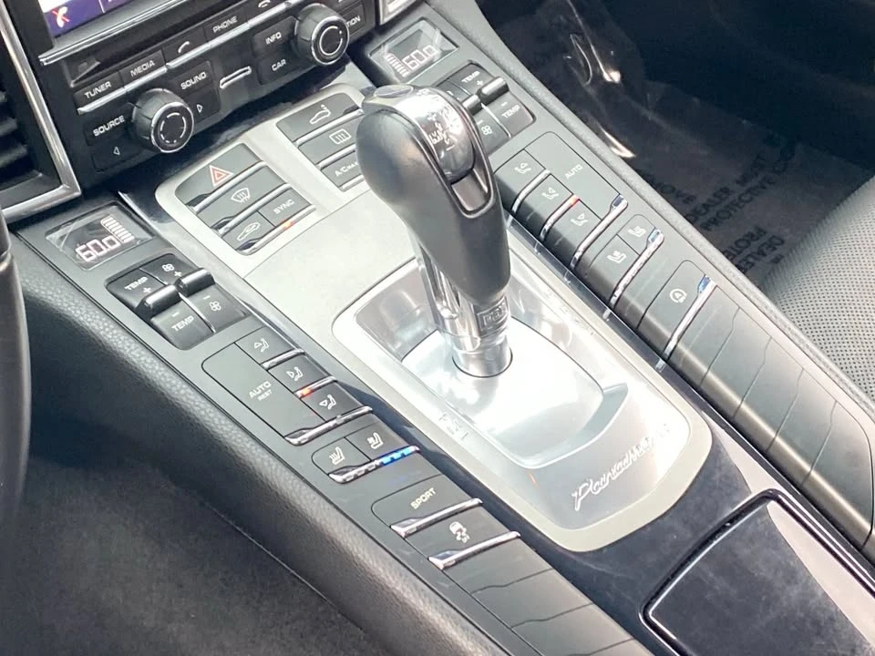 2015 Porsche 970 Panamera - Image 12 of 16