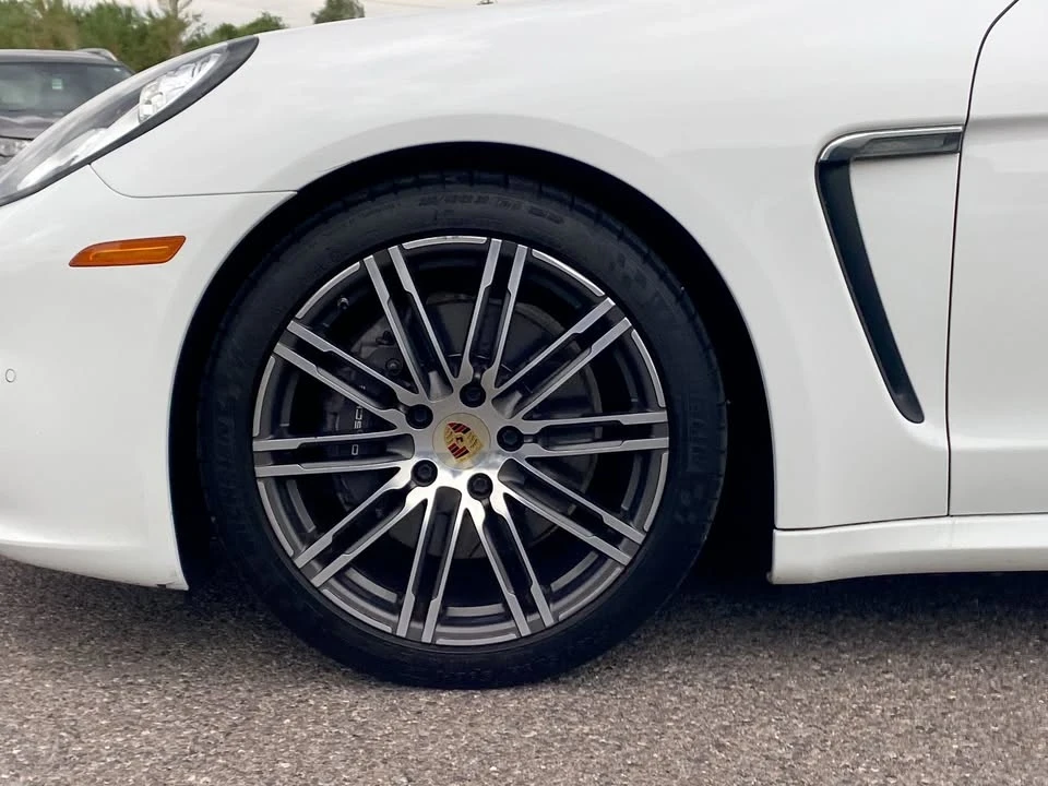2015 Porsche 970 Panamera - Image 4 of 16