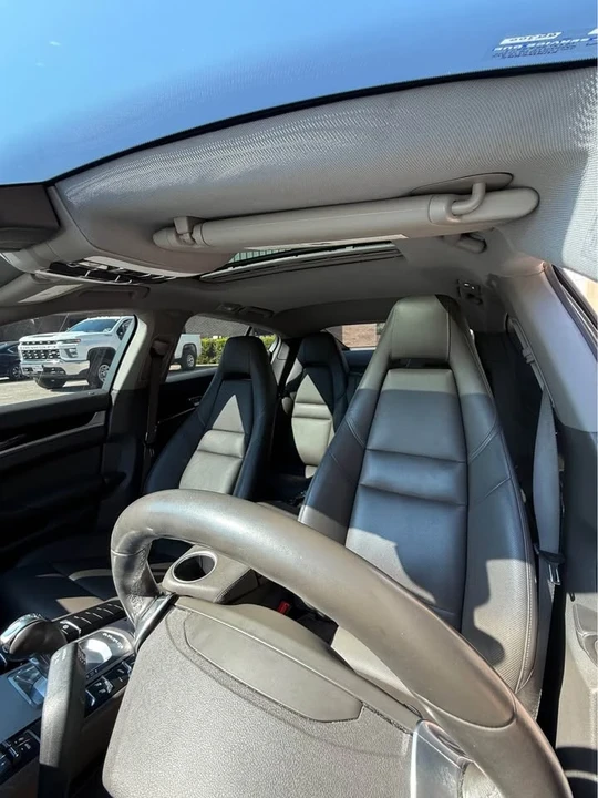 2015 Porsche 970 Panamera - Image 8 of 11