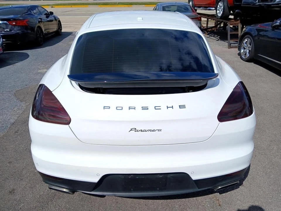 2015 Porsche 970 Panamera - Image 14 of 16