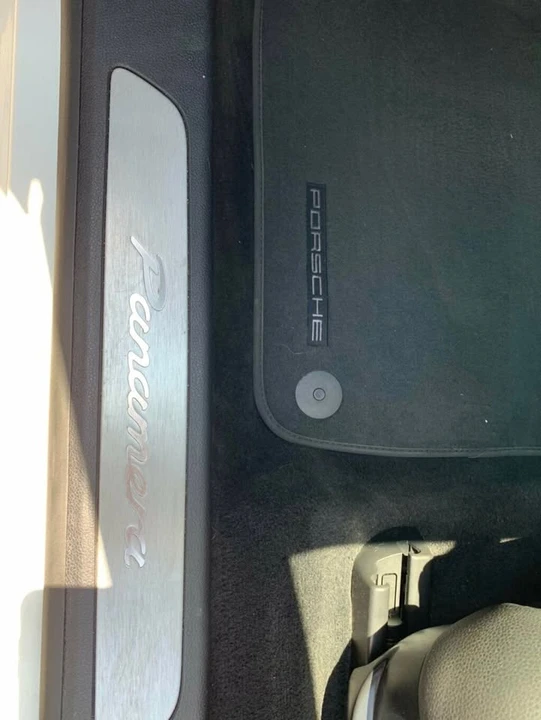 2015 Porsche 970 Panamera - Image 18 of 20
