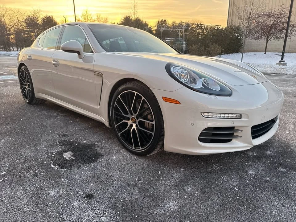 2015 Porsche 970 Panamera - Image 10 of 19