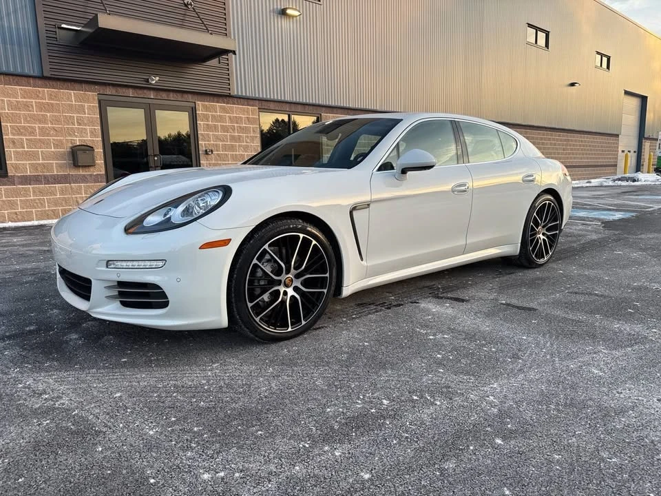 2015 Porsche 970 Panamera - Image 3 of 13