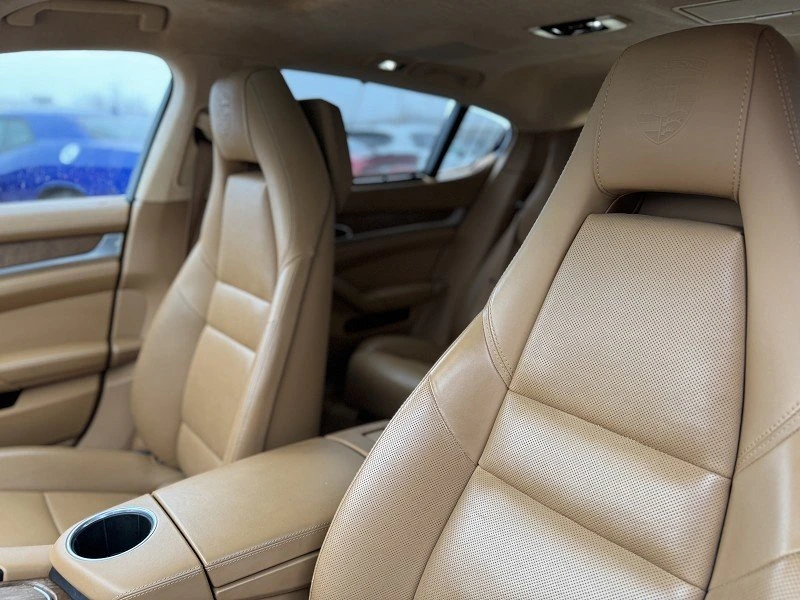 2015 Porsche 970 Panamera - Image 19 of 20