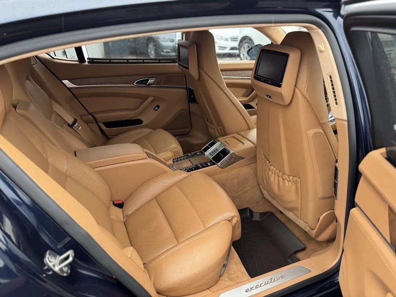 2015 Porsche 970 Panamera - Image 11 of 20