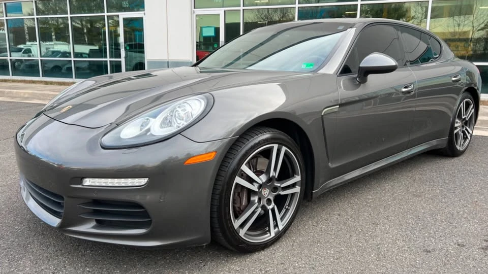 2015 Porsche 970 Panamera - Image 8 of 20