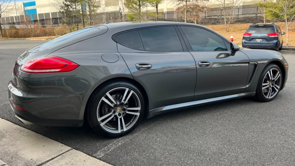 2015 Porsche 970 Panamera - Image 4 of 20