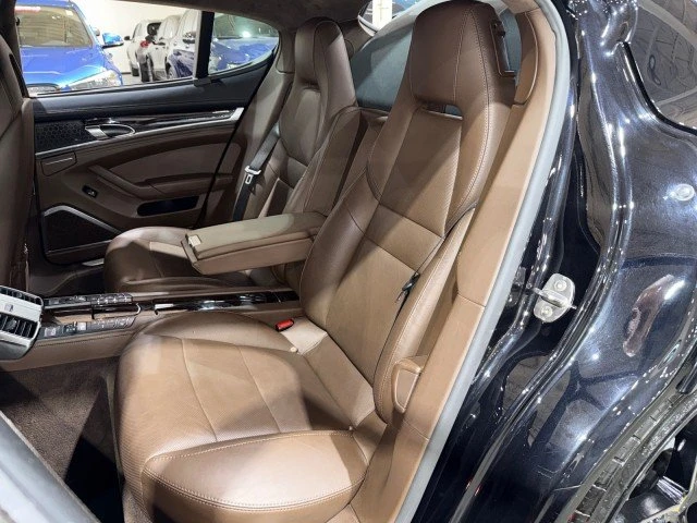 2015 Porsche 970 Panamera - Image 16 of 20
