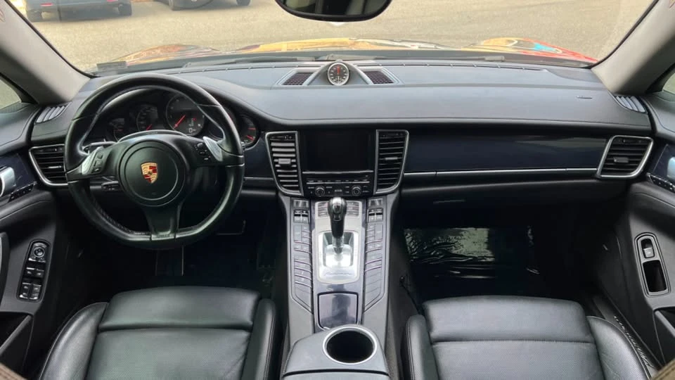 2015 Porsche 970 Panamera - Image 16 of 20