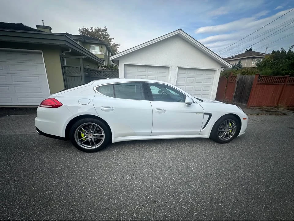 2015 Porsche 970 Panamera - Image 2 of 8