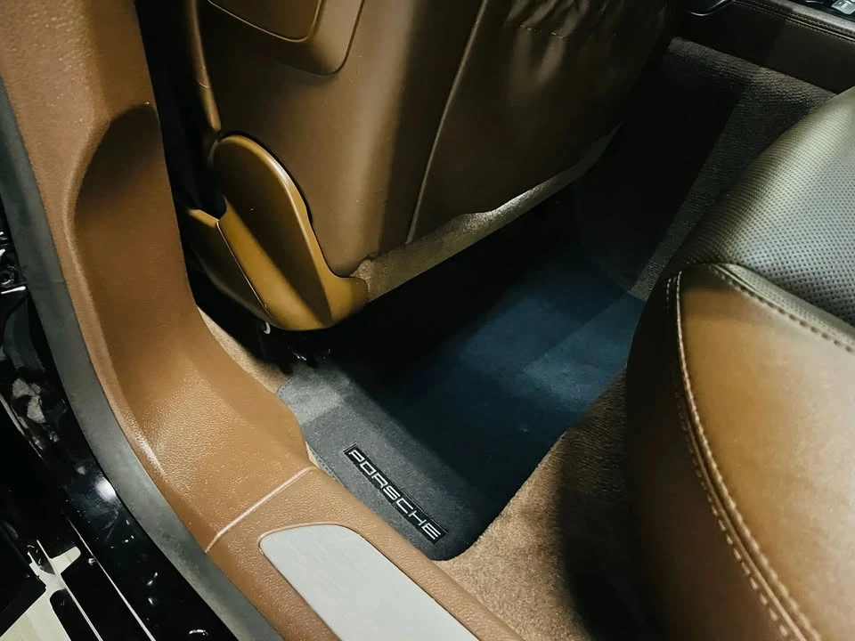 2015 Porsche 970 Panamera - Image 12 of 20