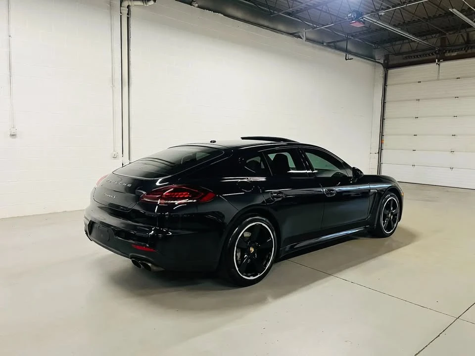 2015 Porsche 970 Panamera - Image 8 of 20