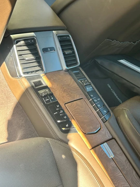 2015 Porsche 970 Panamera - Image 10 of 13