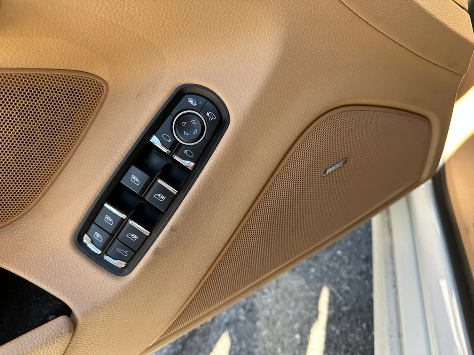 2015 Porsche 970 Panamera - Image 17 of 19