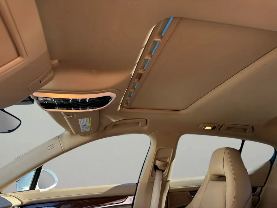 2015 Porsche 970 Panamera - Image 12 of 19