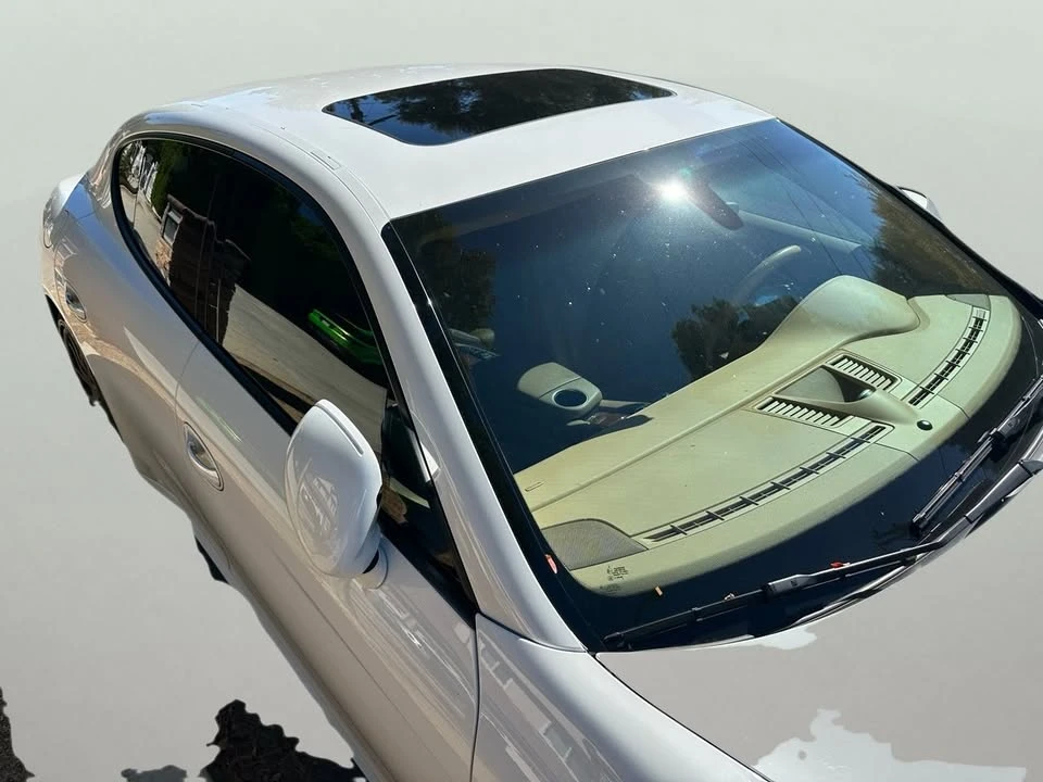 2015 Porsche 970 Panamera - Image 2 of 19