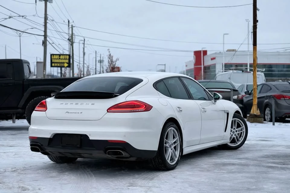 2015 Porsche 970 Panamera - Image 3 of 11
