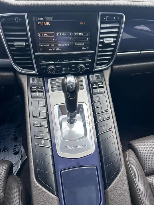 2015 Porsche 970 Panamera - Image 11 of 14