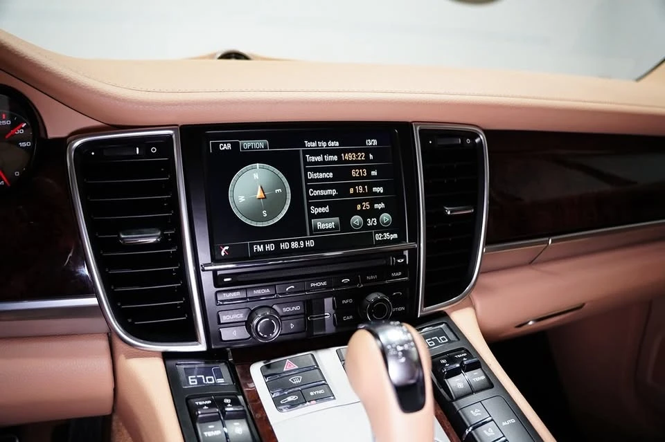 2015 Porsche 970 Panamera - Image 20 of 20