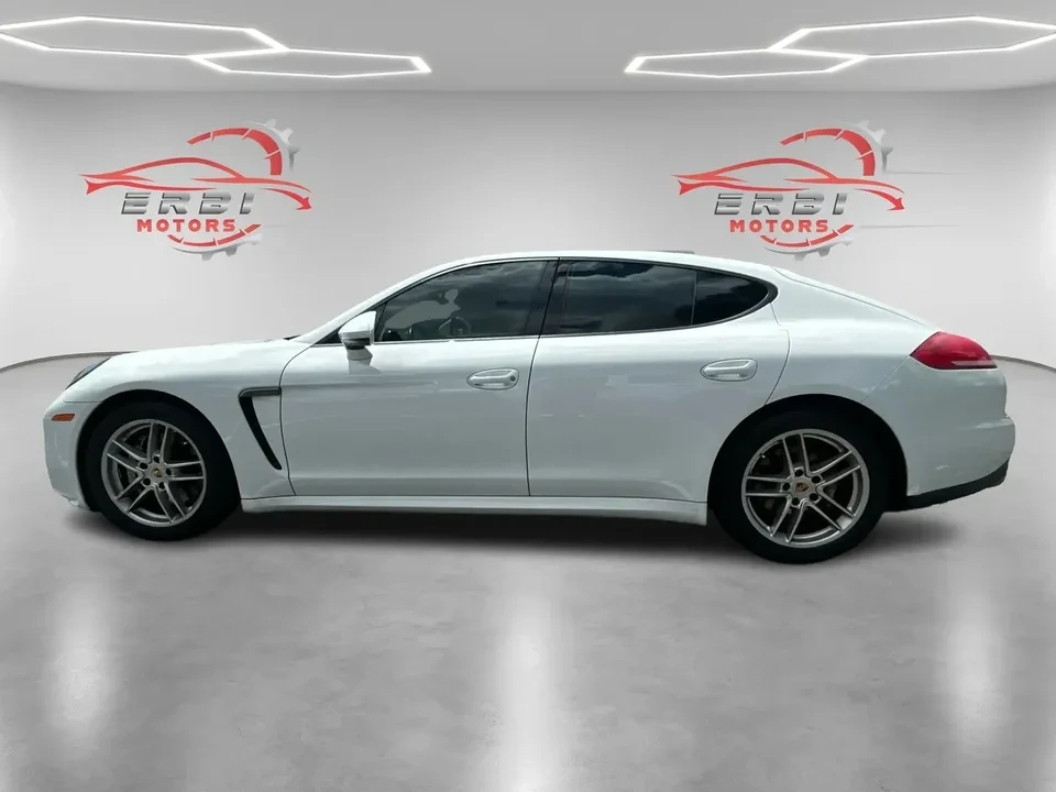 2015 Porsche 970 Panamera - Image 18 of 20