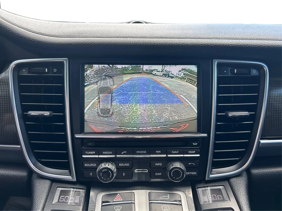 2015 Porsche 970 Panamera - Image 19 of 20
