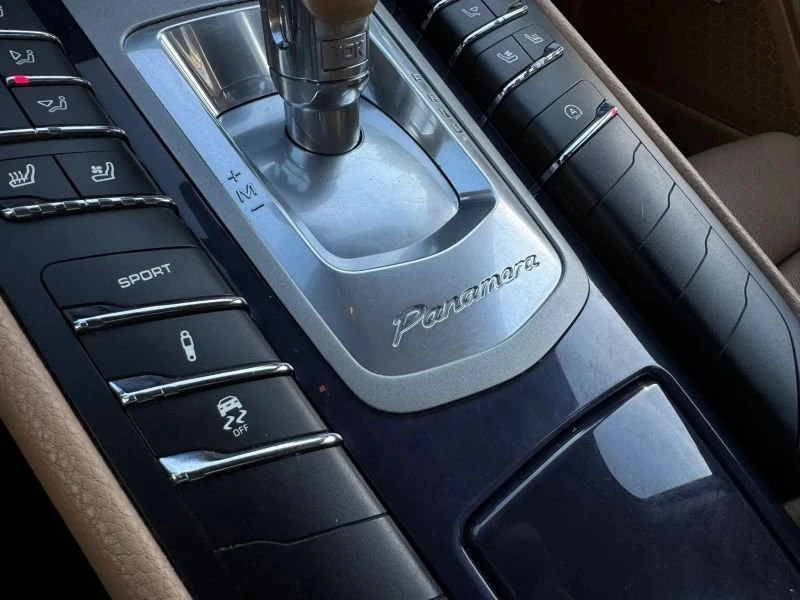 2015 Porsche 970 Panamera - Image 12 of 20