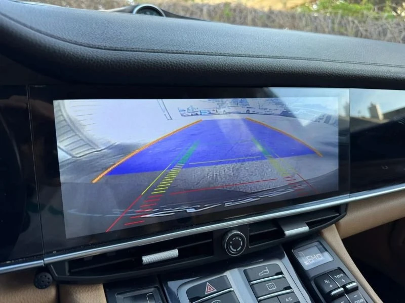 2015 Porsche 970 Panamera - Image 10 of 20