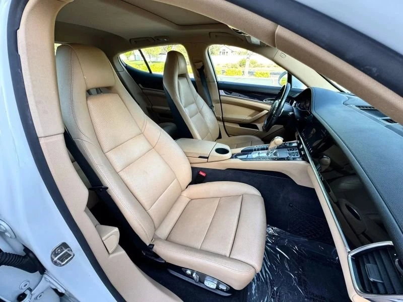 2015 Porsche 970 Panamera - Image 14 of 20