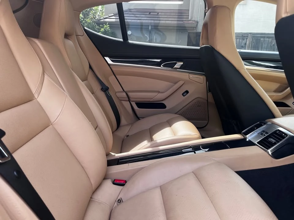 2015 Porsche 970 Panamera - Image 9 of 11