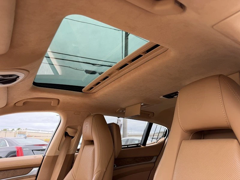 2015 Porsche 970 Panamera - Image 8 of 20