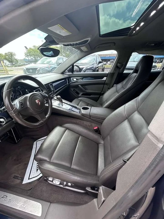 2015 Porsche 970 Panamera - Image 9 of 14