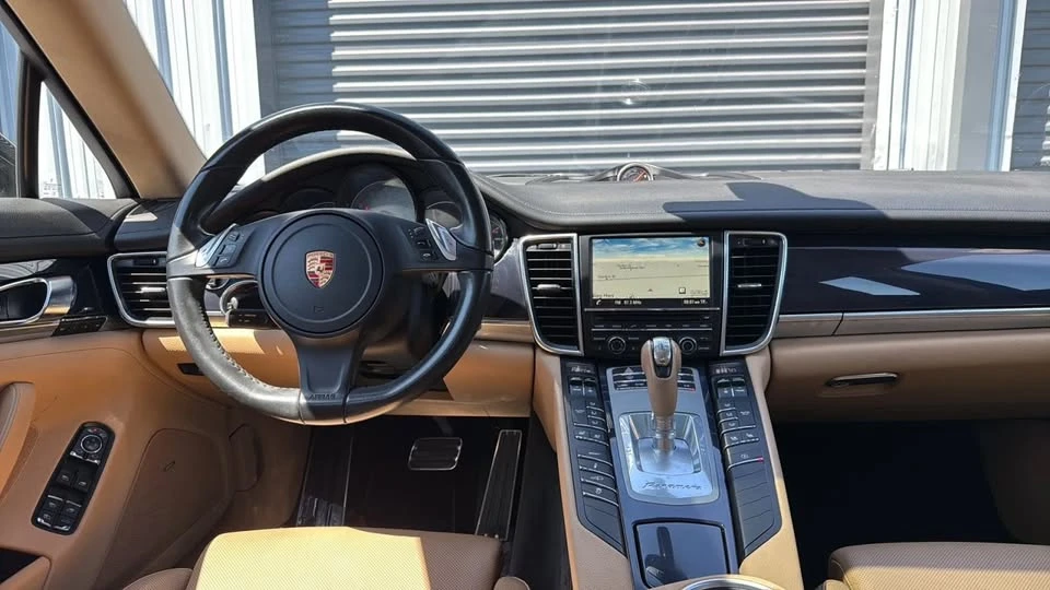 2015 Porsche 970 Panamera - Image 15 of 20