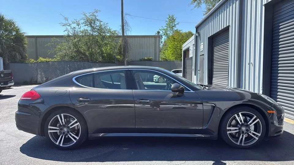 2015 Porsche 970 Panamera - Image 8 of 20