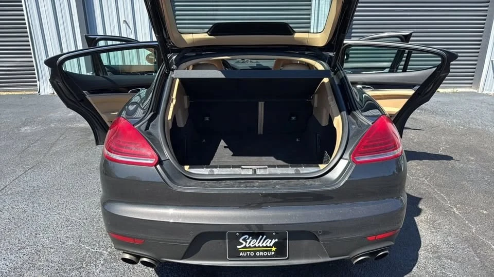 2015 Porsche 970 Panamera - Image 9 of 10