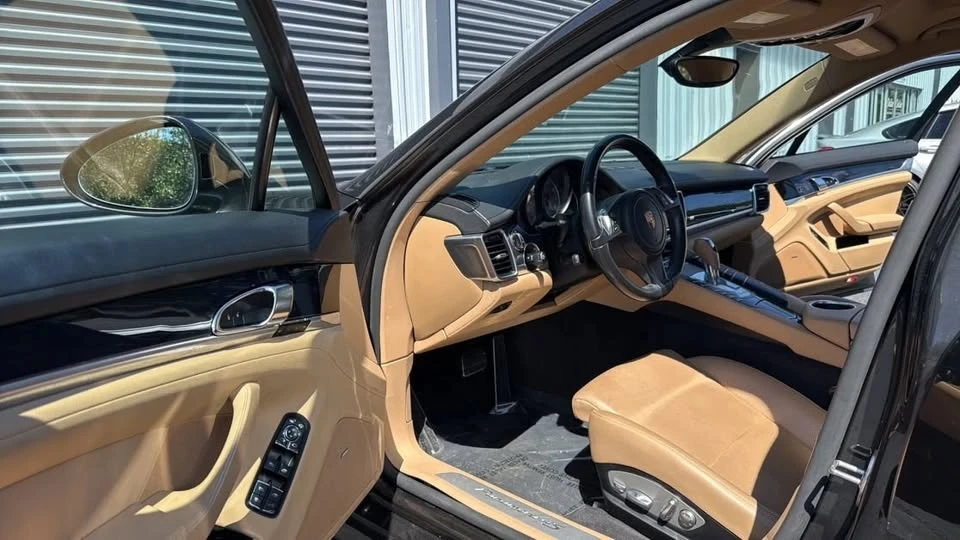 2015 Porsche 970 Panamera - Image 7 of 10